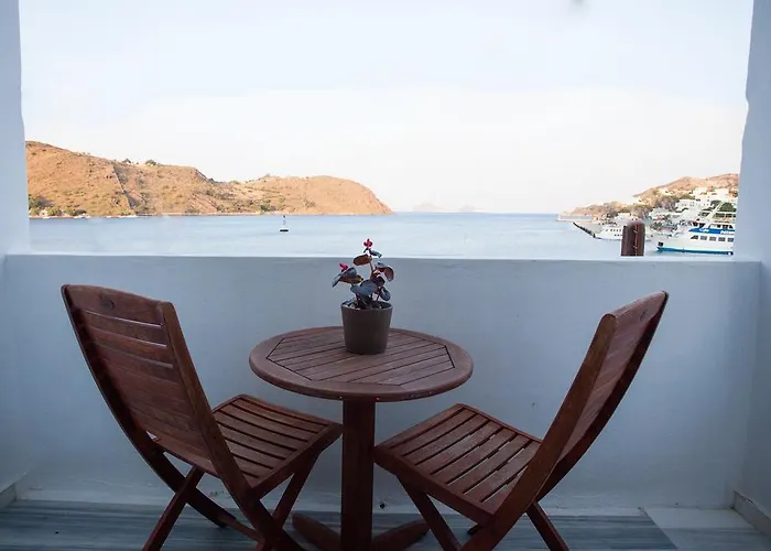 Chris 2* Skala (Patmos)