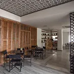 Hotel Chris